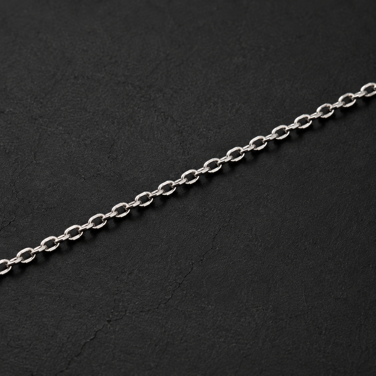 Solenne Gold Twist Chain Necklace