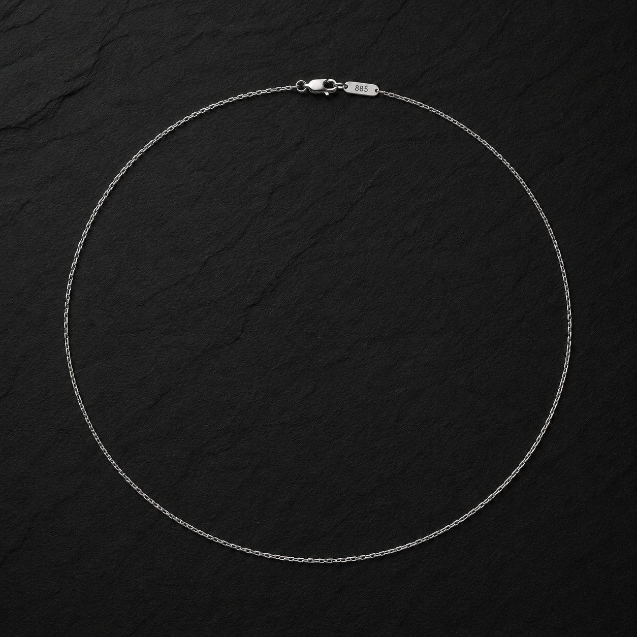 Arc Fine Box Chain Necklace