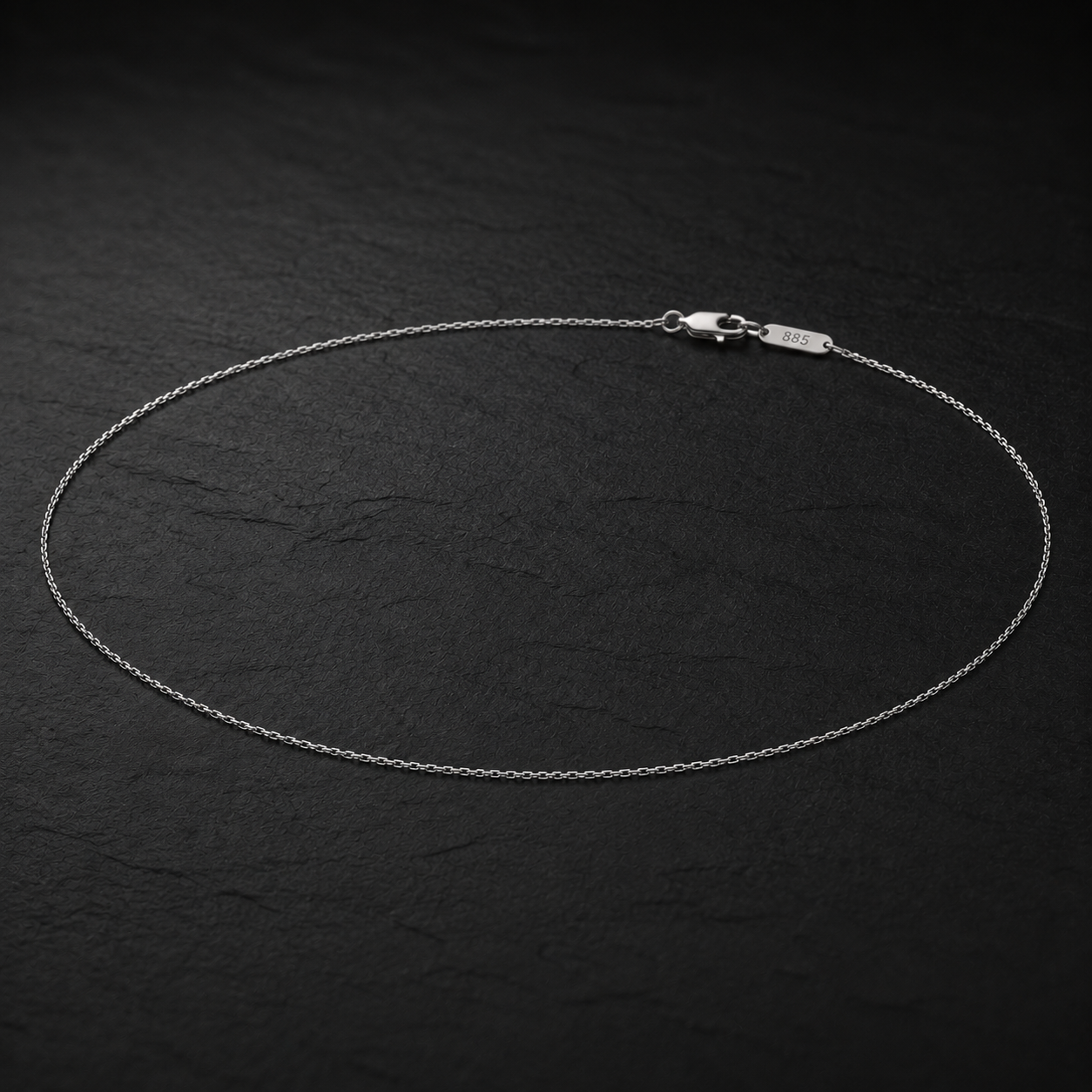 Arc Fine Box Chain Necklace